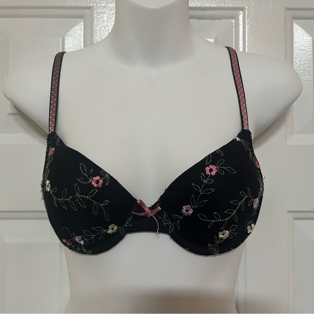 Secret Treasures 34A Black Floral Embroidered Push Up Padded Underwire Bra